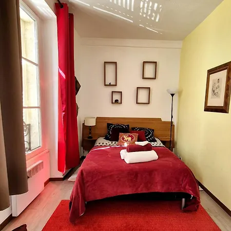 La Cour Du Connetable ! Chantilly